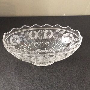 Ambrosia Etched and Cut 24% Lead Crystal Oval Centerpiece Bowl Yugoslavia